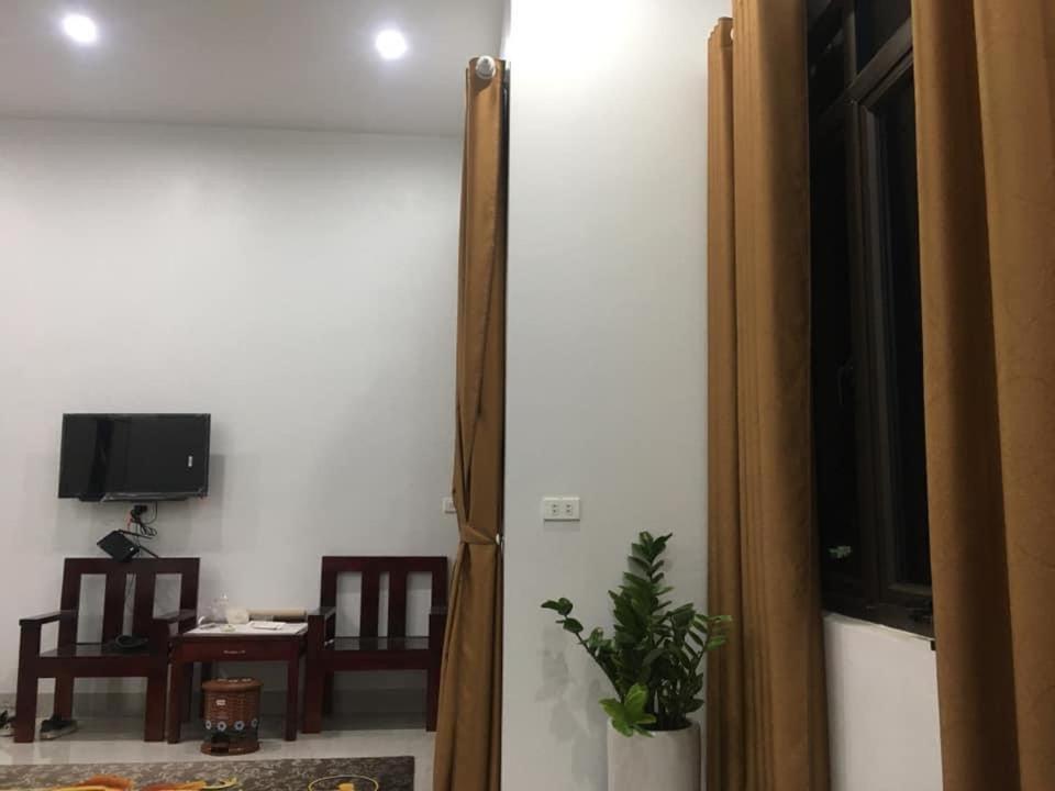 Nha Nghi Cu Ti Panzió Ban Cong Na Kültér fotó