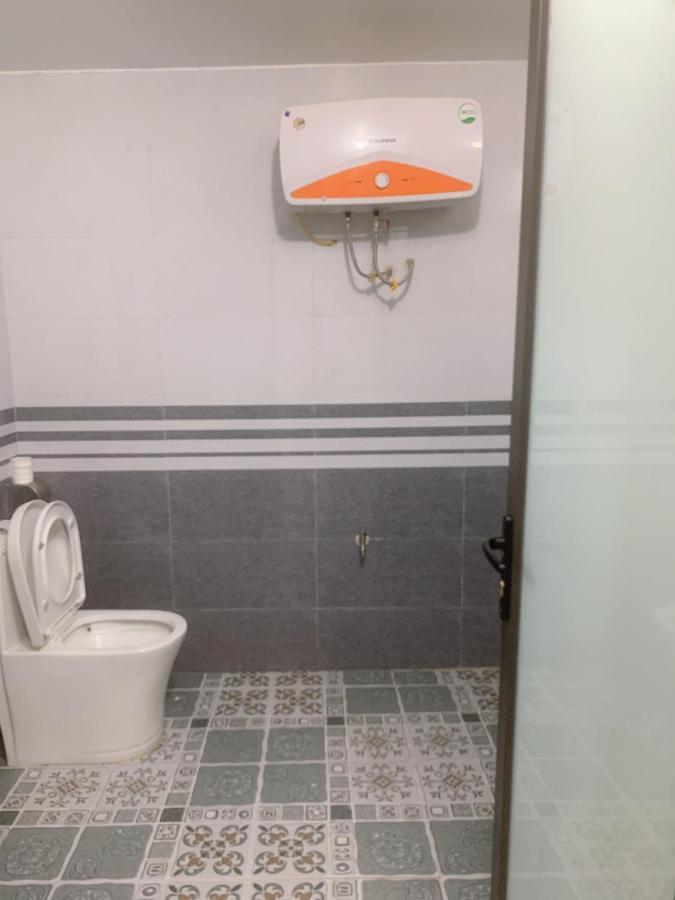 Nha Nghi Cu Ti Panzió Ban Cong Na Kültér fotó
